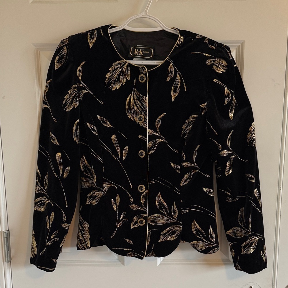 Vintage R&K Evening black velvet with gold accent top EUC Size 12